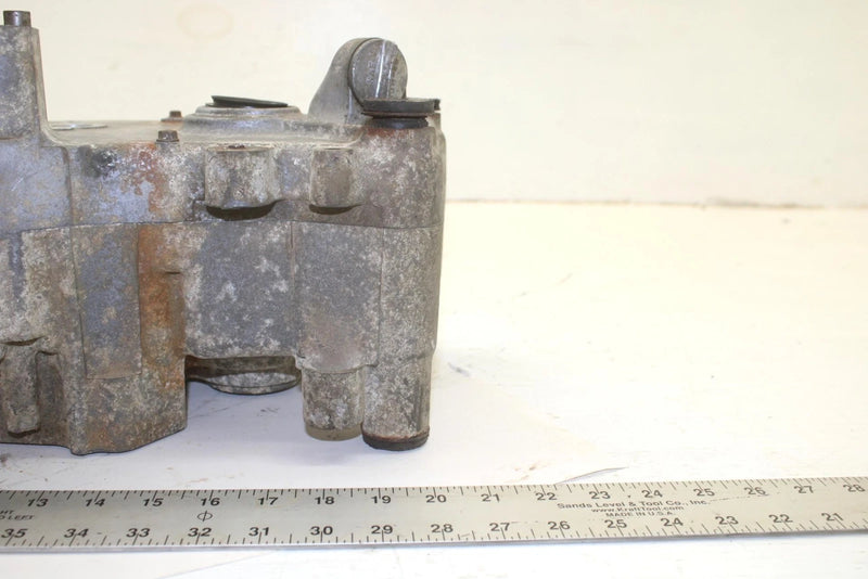 1992 Suzuki King Quad 300 Oem Crankcase 11300-19883 AS19