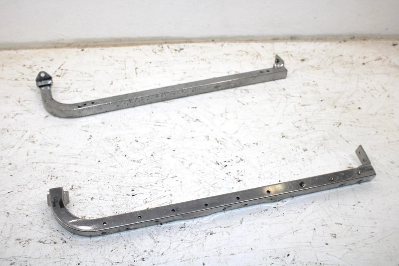 1985 Yamaha Vmax Oem Front Bracket Support Set 8M6-2194Y-00-00 SY125