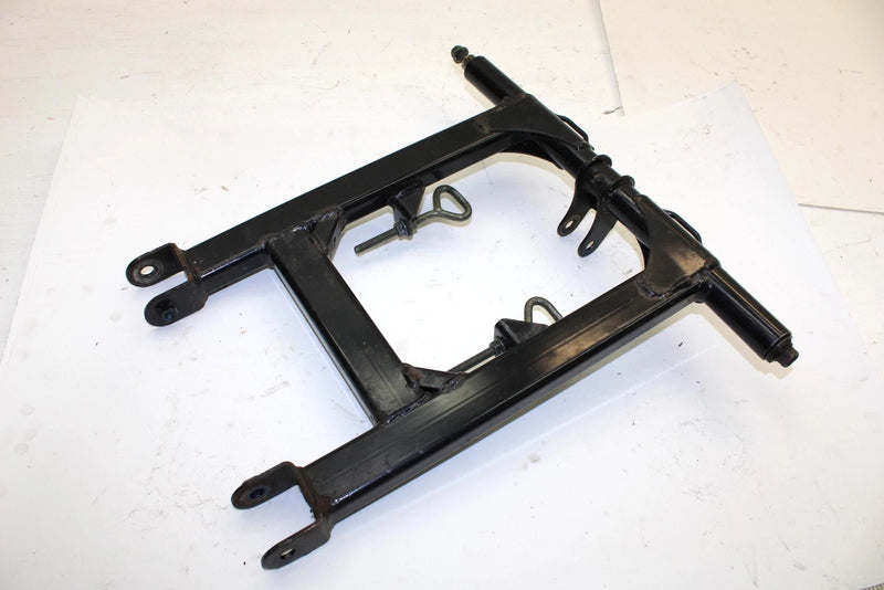 2000 Yamaha Mountain Max 700 Oem Front Torque Pivot Arm 8ED-47331-00-00 SY90