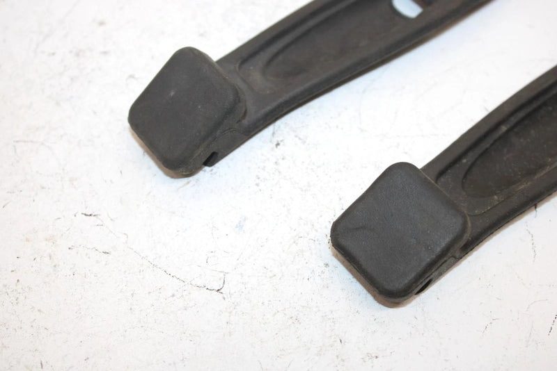 06 Polaris Fusion 600 Ho Oem Hood Strap Pair 5412606 Q1632