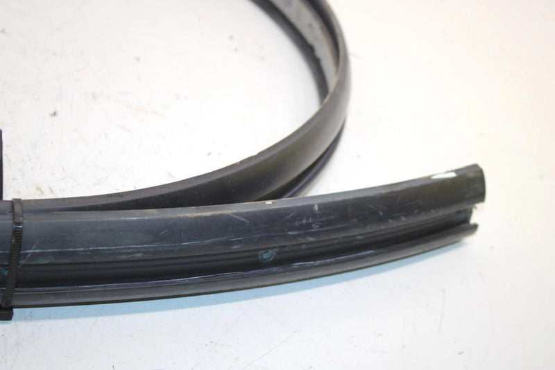 1998 Yamaha Waverunner Gp800 Oem Side Bumper GP7-U2512-10-00 JY9