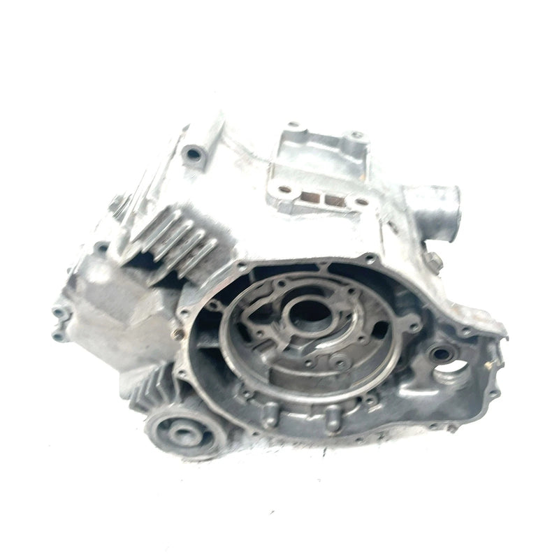 2001 Polaris Magnum 325 4X4 OEM Crankcase 3087124 AP246