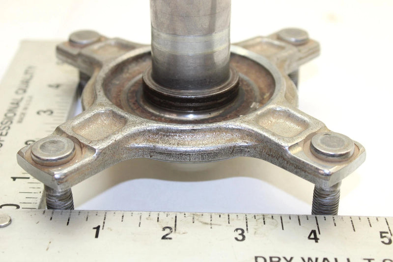 1988 Suzuki Quadrunner 250 Oem Rear Hub 64110-19B11 AS18