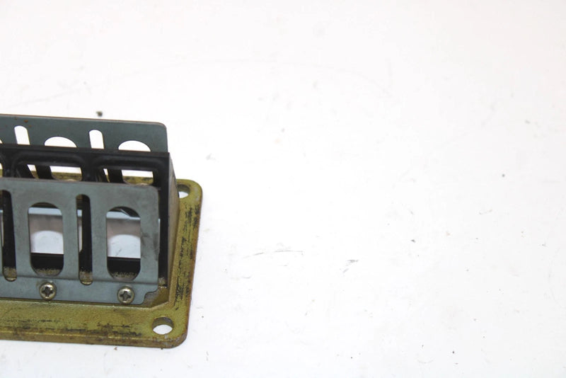 2002 Yamaha Sx Viper Oem Reed Valve Cage 8DF-13610-01-00 SY60
