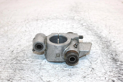 1995 Yamaha Vmax 600 Oem Right Suspension Bracket 84M-2377E-00-00 SY11