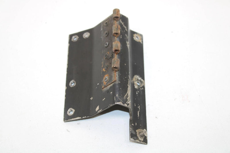 1986 Polaris Trail Oem Belt Cover Hinge Bracket 5220406 SP213