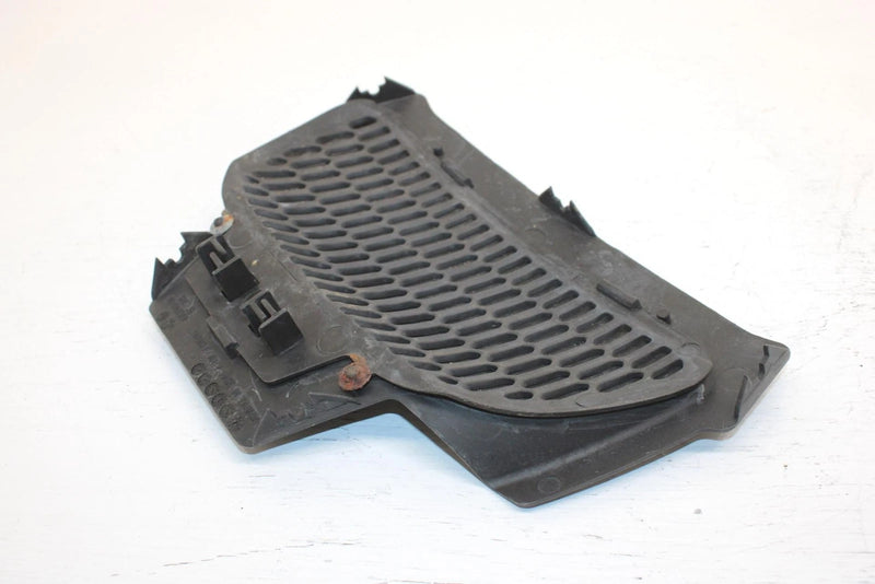 2002 Ski-doo Mxz 500 Oem Center Hood Vent Grille 517302026 SS16