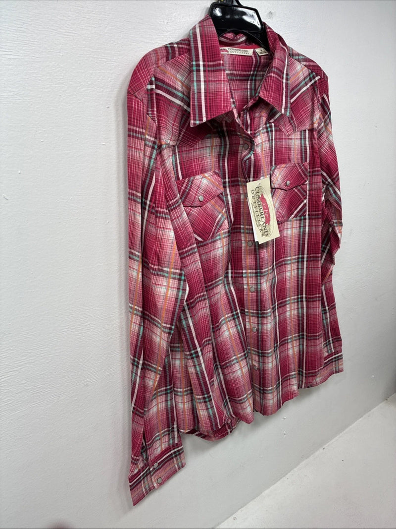 New Women’s Cumberland Pink Plaid Long Sleeve Pearl Snap Medium LL-49
