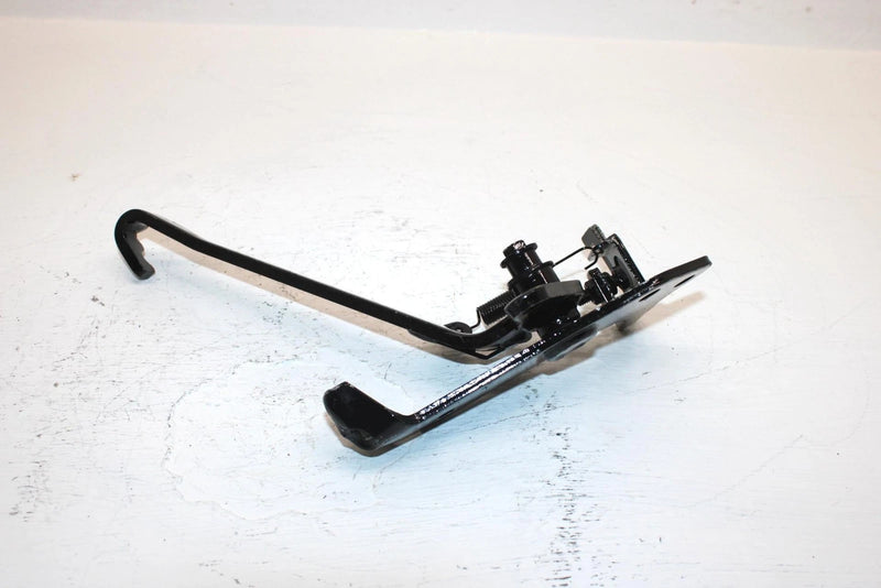 2007 Yamaha  Grizzly 350 2wd Oem Brake Pedal/Mount 5TE-FR7211-00-00 AY28