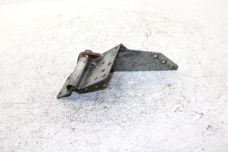 1999 Yamaha Vmax 600 Sx Oem Right Pipe Pivot 8DF-21951-00-00 SY5
