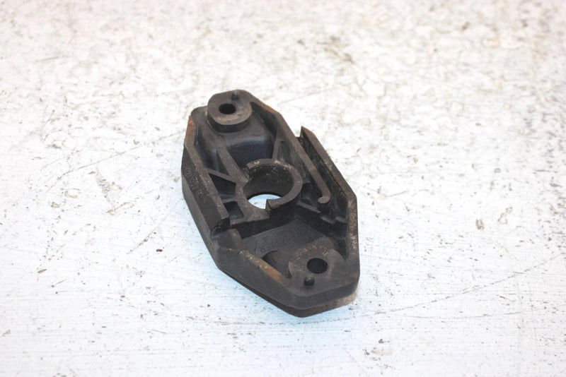 2006 John Deere  Buck 650 Oem Latch Base 708000034 AJ0