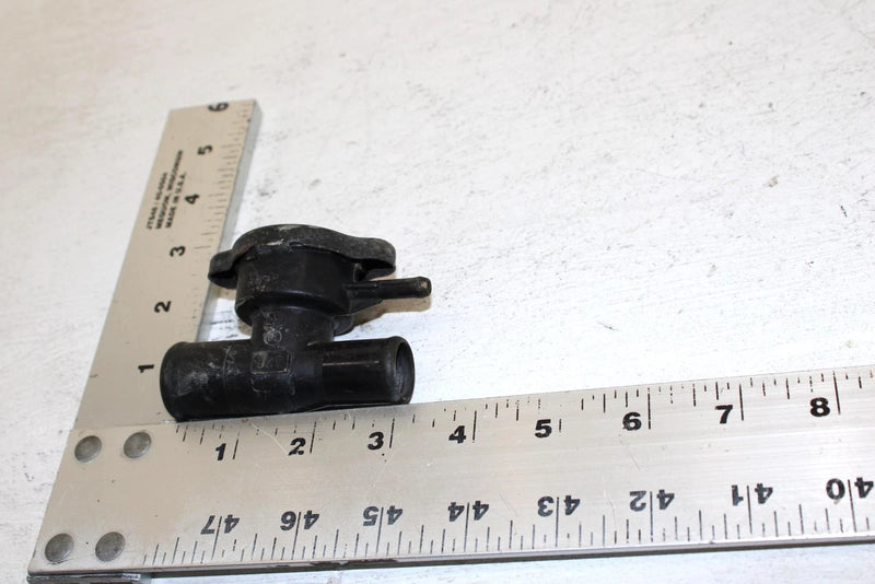 1999 Yamaha Vmax 600 Sx Oem Filler Neck W/Cap 8CR-12591-00-00 SY5