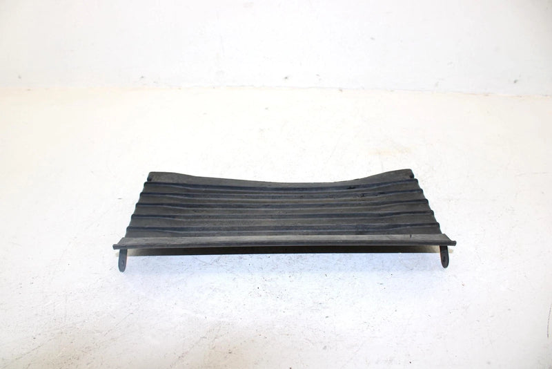 2002 Kawasaki Prairie 650 Oem Radiater Shroud 49125-1079 AK27
