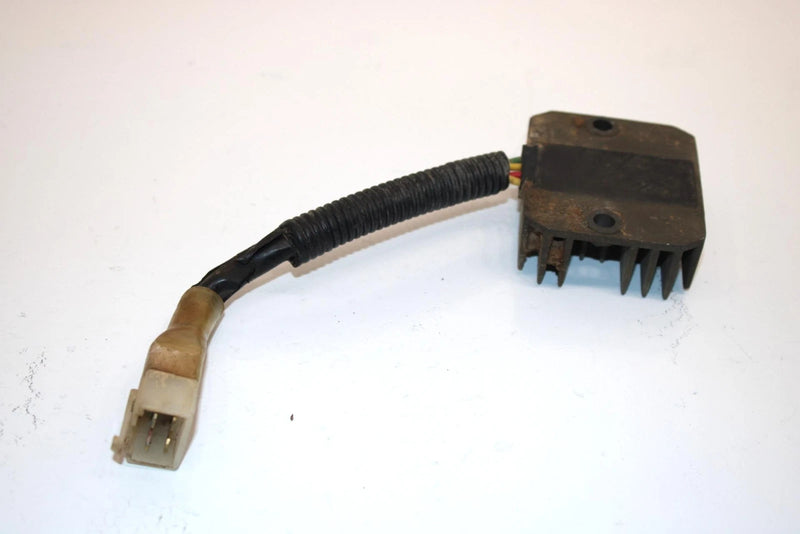 84 Honda Fourtrax 200 Trx200 A Oem Voltage Regulator 31600-VM5-000 AH33