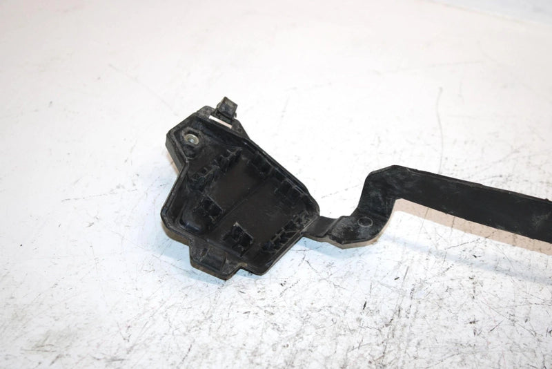 2019 Can-am Outlander 570 Oem Hose Support 709000337 AB9