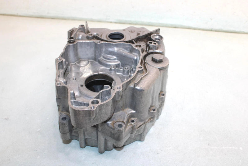 83 Yamaha  Ytm M225 Dxk Oem Crankcase 21V-15100-00-00 AY42