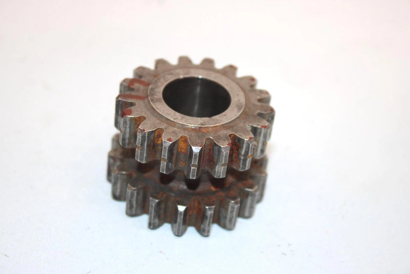 02 Yamaha  Big Bear 400 4x4 Oem 2nd Pinion Gear (17T/18T) 4KB-17121-00-00 AYS