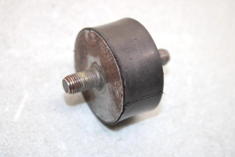 00 Polaris Xpedition 425 Oem Motor Isolator 3110044 3023593 AP19