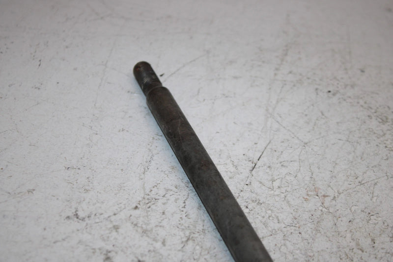 1985 Honda Atc125ma Oem Front Wheel Axle 44301-943-000 AH44