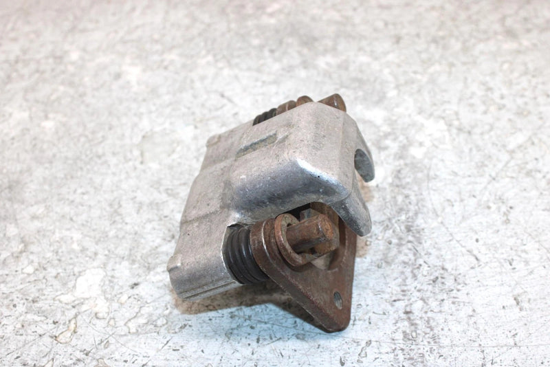 2006 Polaris Sportsman 500 Oem Left Rear Brake Caliper 1910916 AP186