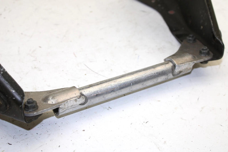 2006 Yamaha Apex Gt Oem Front Bumper Brace 8FA-21949-00-00 B296