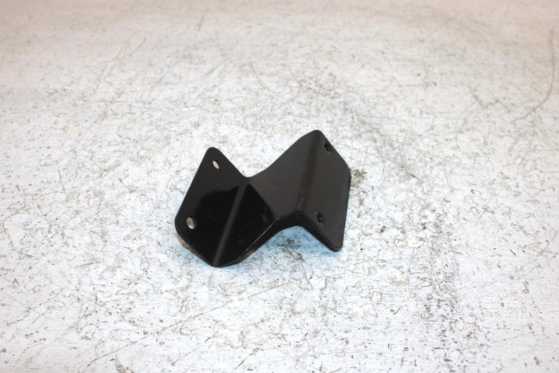 2006 John Deere  Buck 650 Oem Fuel Pump Mount Bracket 709000111 AJ0
