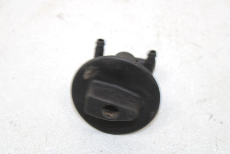 2003 Polaris Magnum 330 Oem 3 Way Fuel Petcock 7052161 Q1414