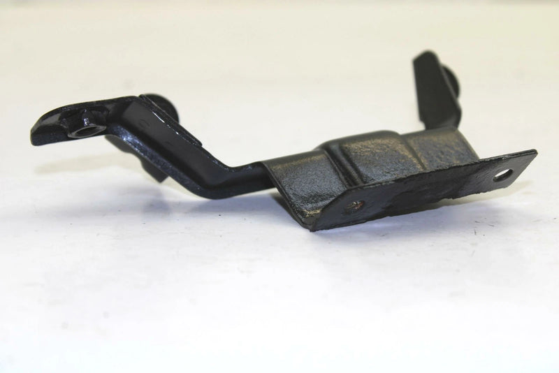 Yamaha OEM Airbox Bracket 8g8-14498-00-00 SY47