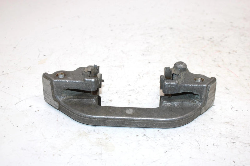 09 Honda Trx 500 Fpea Foreman P/s Oem Right Caliper Bracket 45210-HP0-B81 AH17