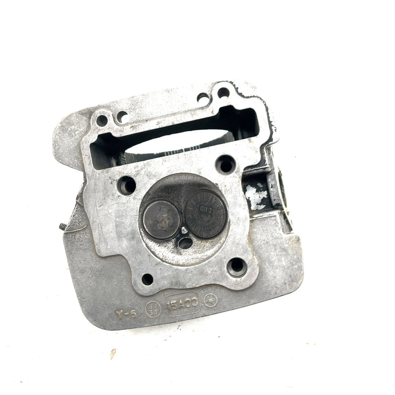 83-85 Yamaha Tri Moto 200 YTM200 OEM Cylinder Head 15A-11110-04-00 AY59