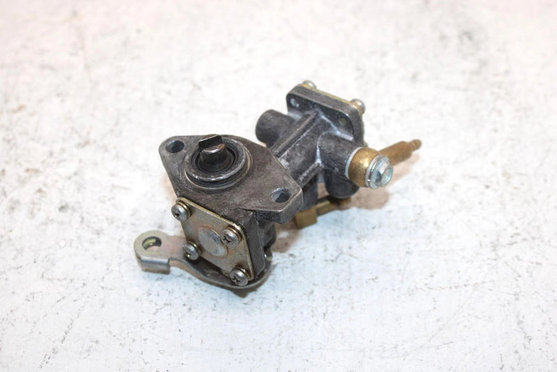 2001 Polaris Xplorer Oem  Oil Pump 3087044 3089279 AP167