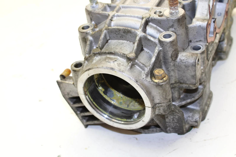 2006 Ski-doo Mxz 500ss Oem Crankcase 420888769 SS104
