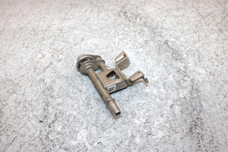 2015 Polaris Ranger 570 Eps Oem Fuel Rail 2521403 XP5.1