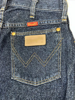 New Women’s Wrangler Cowboy Cut Denim Jeans. 9x32 M-13