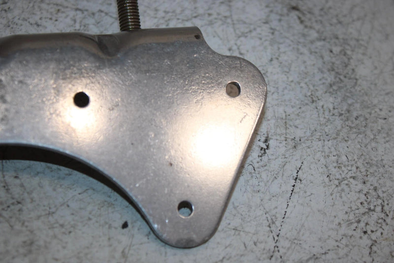 02 Ski-doo Grand Touring 500 Oem Exhaust Bracket 514053263 SS24
