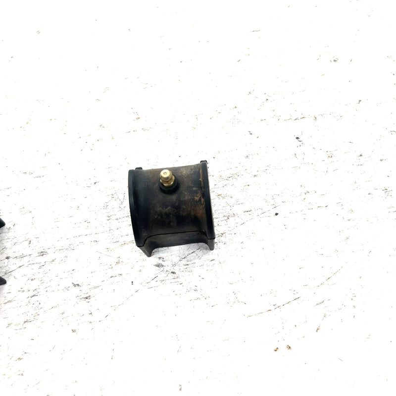 22 Can-Am Defender HD10 OEM Rear Sway Bar Stabilizer Bushing Pair 706004301 XB0