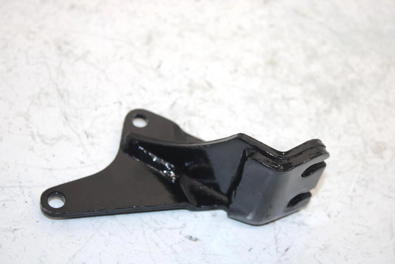 86 Yamaha  Moto 4 Oem Rear Brake Cable Mount 59V-26381-00-00 AY39
