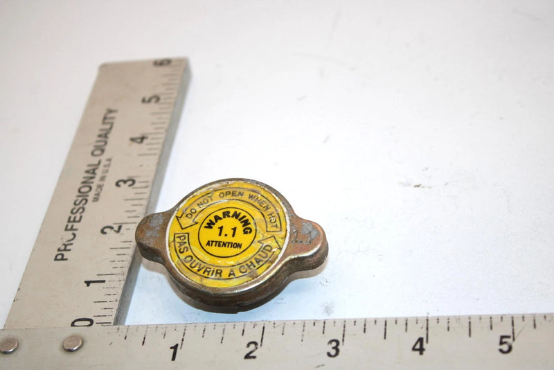 03 Bombardier Quest 650 Oem Radiator Cap 709200033 709200207 AB1