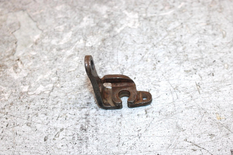 1988 Yamaha  Moto 4 Oem Cable Holder 29U-21161-00-00 AY23