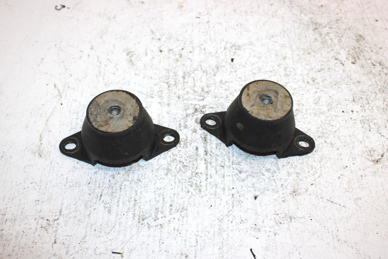 1997 Arctic Cat Monte Carlo 770 Oem Engine Mount Dampner Pair 0608-157 JA9