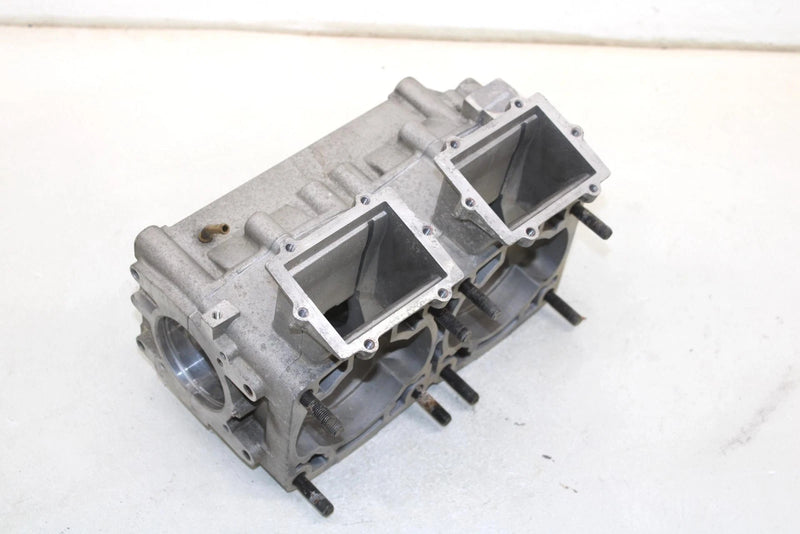 05 Polaris Xc Sp 700 Oem Engine Block Crankcase 2202233 SP204