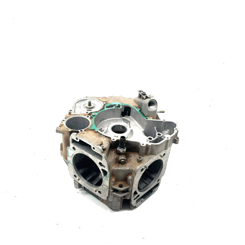 07-22 Can-Am Outlander 650 4x4 XT HO EFI OEM Crankcase 420685317 AB17