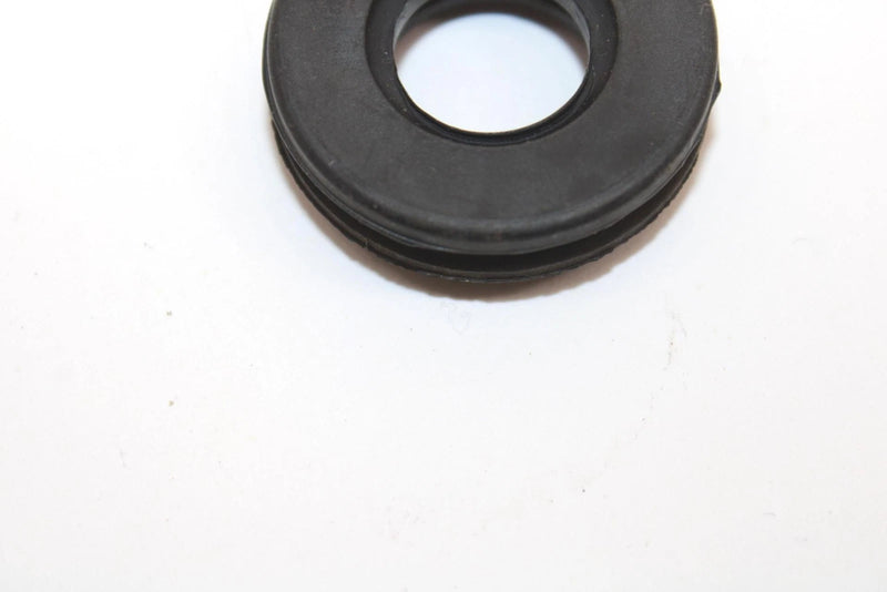Ski-doo Oem Air Temp Sensor Grommet 570065500 Q4403