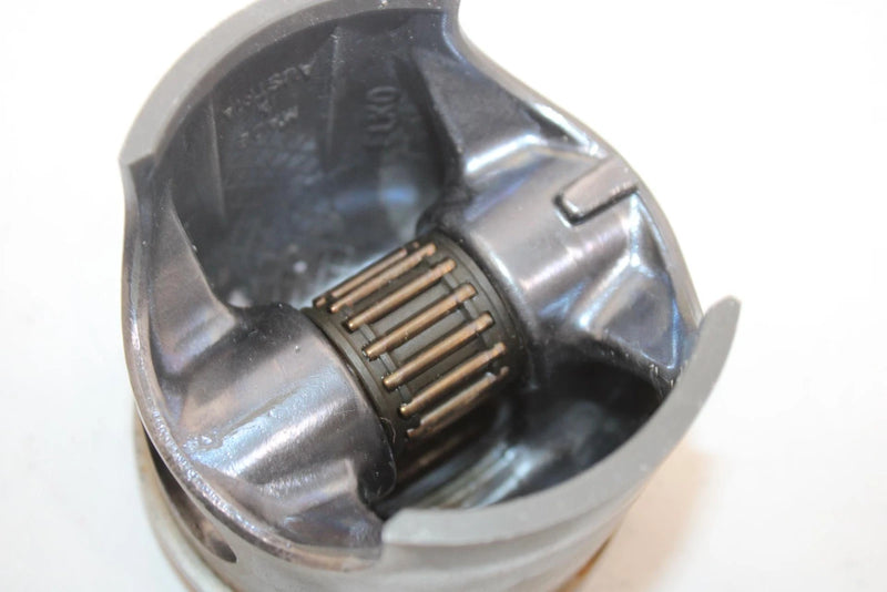 01 Polaris Xc Sp 600 Oem Piston (STD) 2201559 2203319 Q3491
