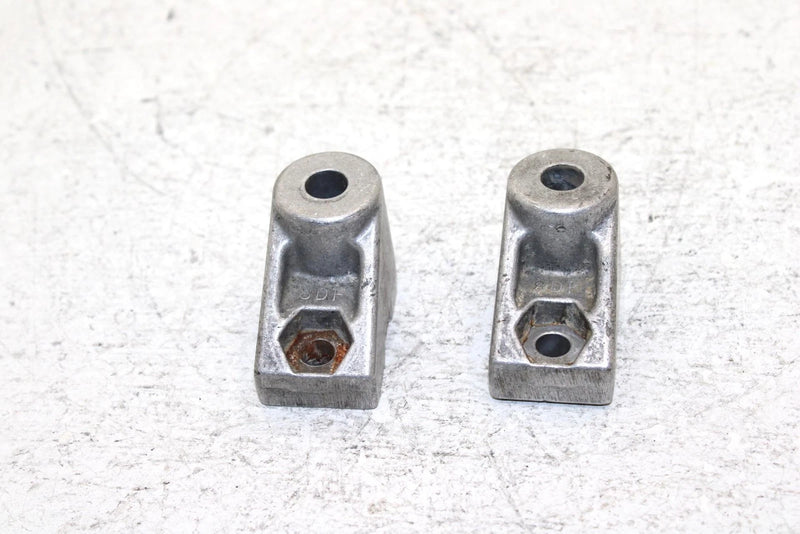 99 Yamaha Vmax 600 Sx Oem Idler Wheel Mount Bracket Set Of 4 8DF-47419-00-00 SY5