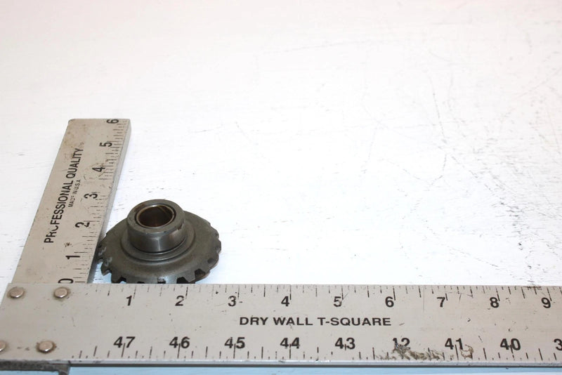 1999 Yamaha  Bear Tracker 2wd Oem Middle Drive Bevel Gear  52G-17530-00-00 AY50