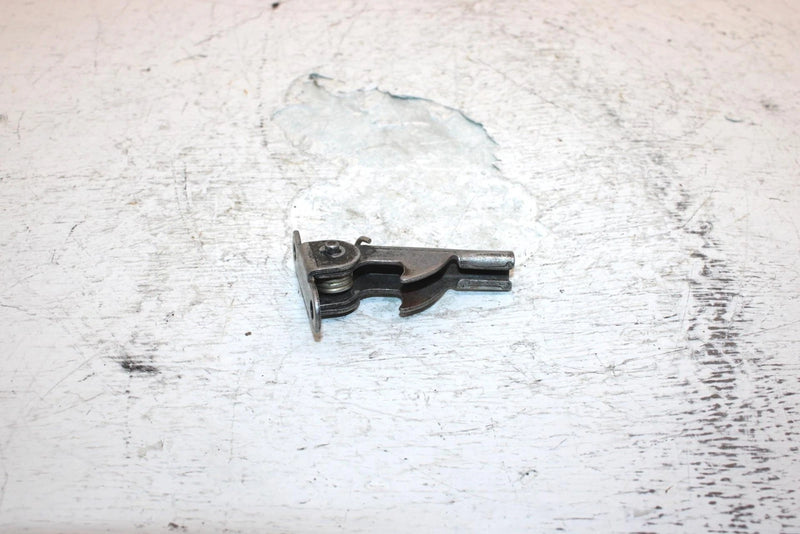 1990 Yamaha  Moto 4 Oem Seat Lever Latch 29U-24776-00-00 AY5