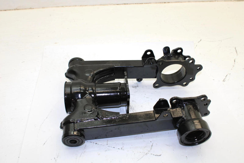 1988 Yamaha  Moto 4 Oem Swingarm 2HT-22110-00-33 AY31