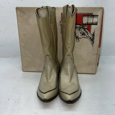 New Women’s Tan Justin Cowboy Boots. L4018 5 C. 20-72