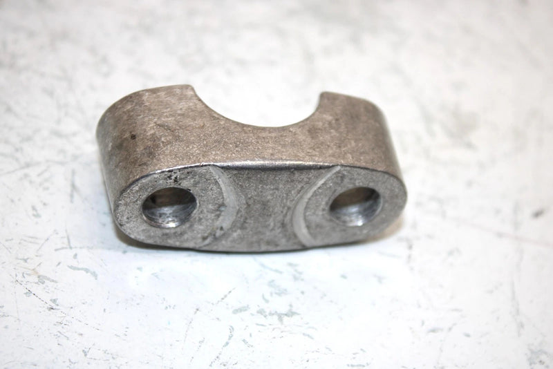 86 Honda Trx200 Sx A  Oem Upper Handlebar Holder 95014-22100 Q3572